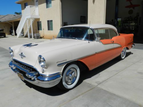 Beautiful olds 98 holiday hardtop,air conditioning