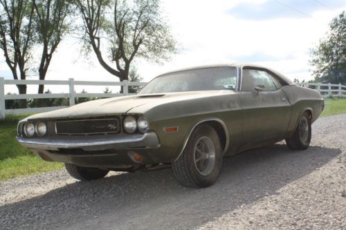 1970 dodge challenger r/t ultra-rare barn find &#034;survivor&#034; 440 v8 4 barrel