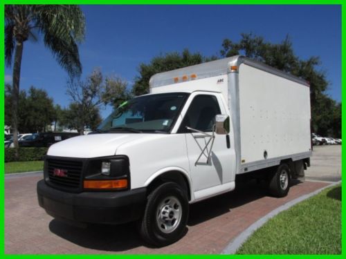 07 white 6l v8 box truck *tommy gate hydraulic lift *one owner *florida