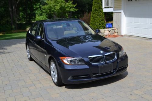 Excellent condition fully loaded