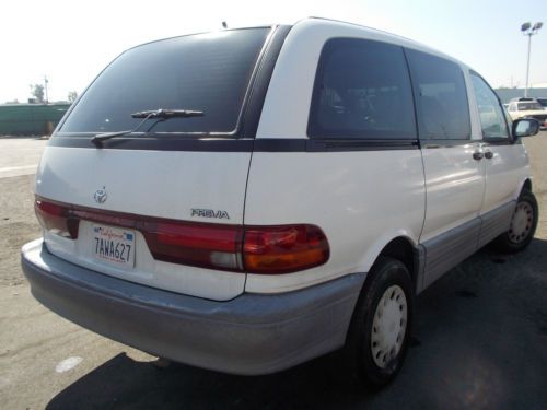 1992 Toyota Previa DX Mini Passenger Van 3-Door 2.4L NO RESERVE, image 2