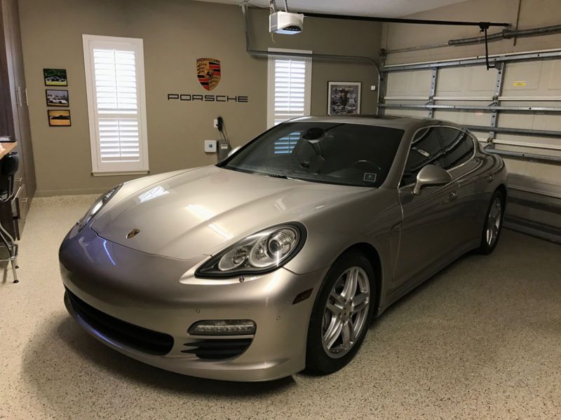 2010 porsche panamera s hatchback 4-door