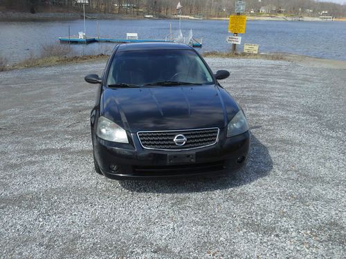 2005 nissan altima se sedan 4-door 3.5l