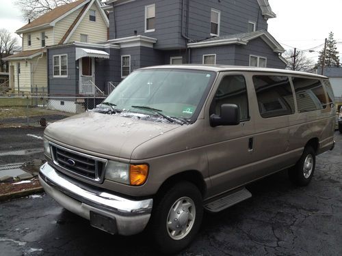 2003 ford e-350 club wagon xl extended passenger van 2-door