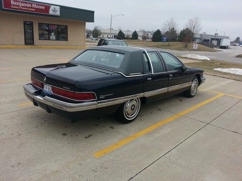 1992 buick roadmaster limited sedan 4-door 5.7l