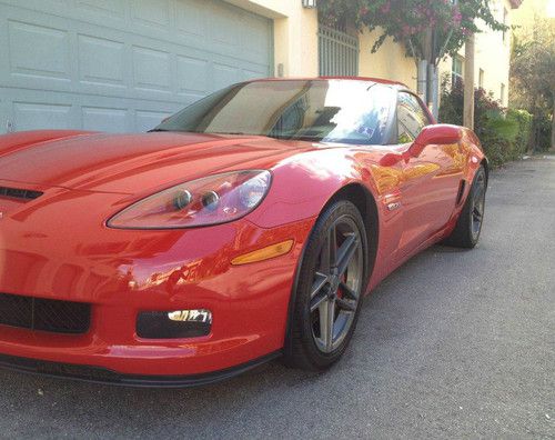 2009 corvette z06 2lz ls7 red -bluetooth, nav ,hud,usb aux and two tone interior