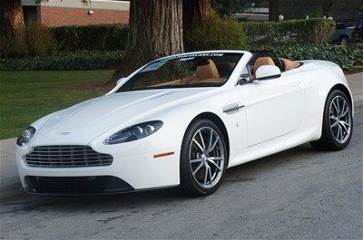 2012 aston martin vantage rdstr, white/tan,msrp$162,740