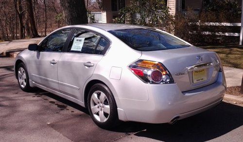 2008 nissan altima s - low miles, one owner, runs perfectly - 33 mpg hwy