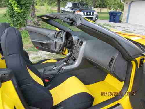2007 Brickyard Corvette convertible Festival car LOW MILES velocity yellow, image 8