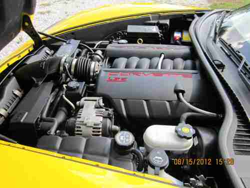 2007 Brickyard Corvette convertible Festival car LOW MILES velocity yellow, image 9