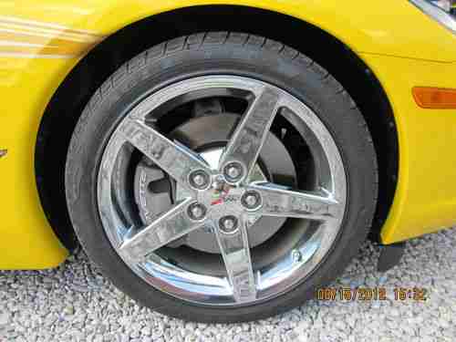 2007 Brickyard Corvette convertible Festival car LOW MILES velocity yellow, image 14
