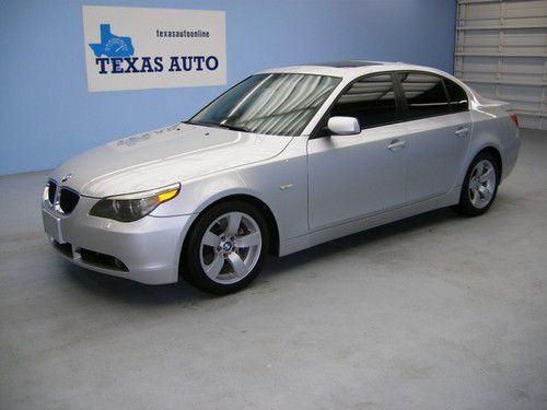 We finance!!!  2006 bmw 525i sedan roof auto xenon digital info wood 17 alloys!!