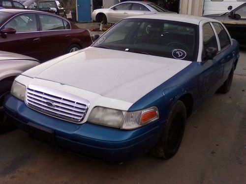 2000 ford crown vic/crown victoria police interceptor p71 former state patrol