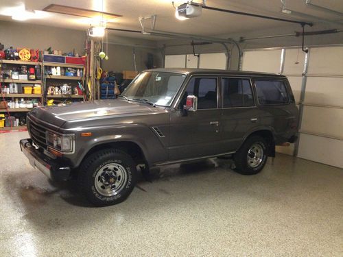 1988 toyota land cruiser base sport utility 4-door 4.0l