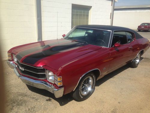 1971 chevelle 350 cu in- new paint - very clean - rebuilt transmission/warantee