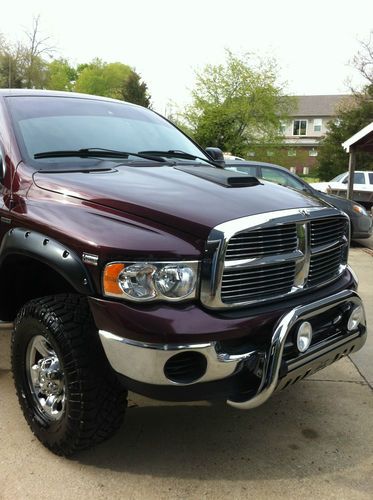 2004 dodge ram 2500 4x4 quad cab shortbed lifted hemi