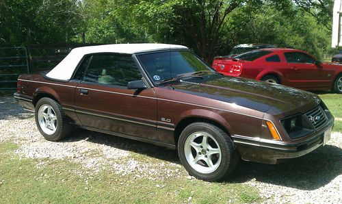 1983 mustang 5.0 dark walnut