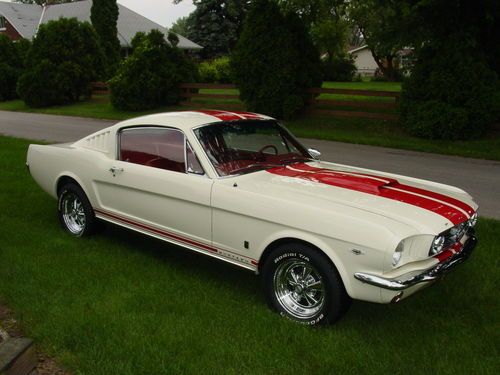 1965 ford mustang fastback