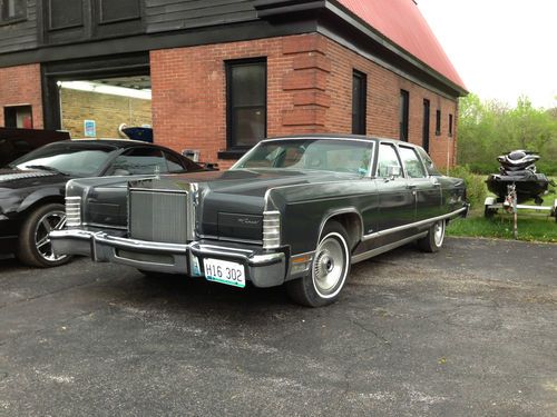 77 lincoln continental  town car   unrestored one  owner survivor
