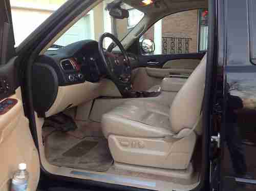 2007 Chevrolet Suburban 1500 LTZ Sport Utility 4-Door 5.3L, US $15,500.00, image 3