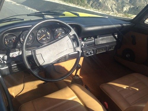 Light Yellow Porsche 911 Targa!! Original paint Dry AZ with 3Lengine Beautiful!!, image 13