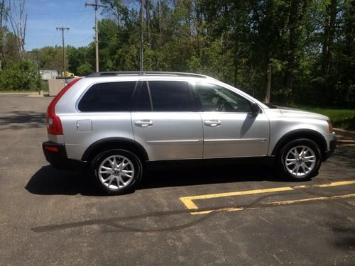 2006 volvo xc90 v8 awd "loaded"