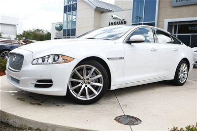 2013 jaguar xj supercharged - like new - extremely low miles