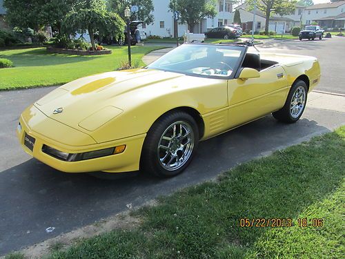 1991 corvette convertible, low miles, (no reserve)