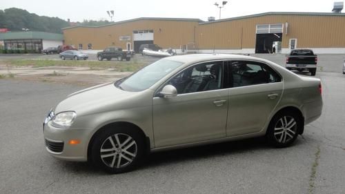 Jetta tdi diesel 5-speed manual  1.9l no reserve