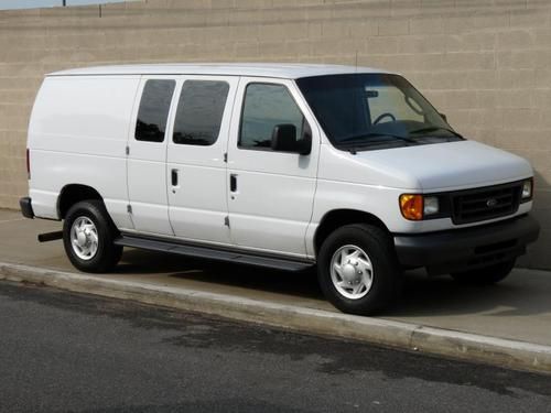 2006 ford e-350 super duty xlt..turbo diesel..runs excellent !!