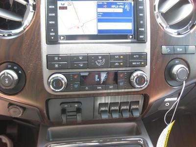 2012 Ford Super Duty F-250 SRW 4WD Crew Cab 156 Lariat 6.7 Ford Power Stoke, image 16