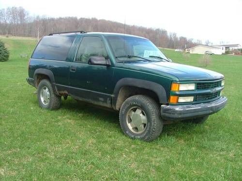 1996 chevrolet tahoe 4x4 base sport utility 2-door 5.7l