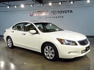 2009 white ex-l leather sun roof