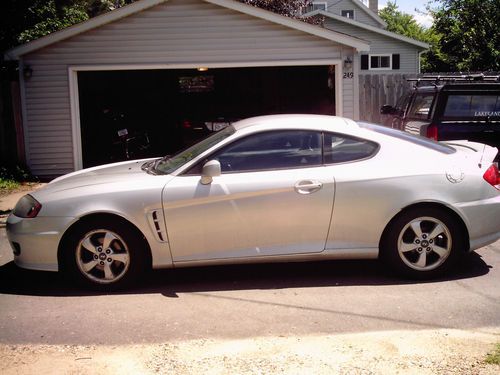 2006 hyundai tiburon 114000 miles