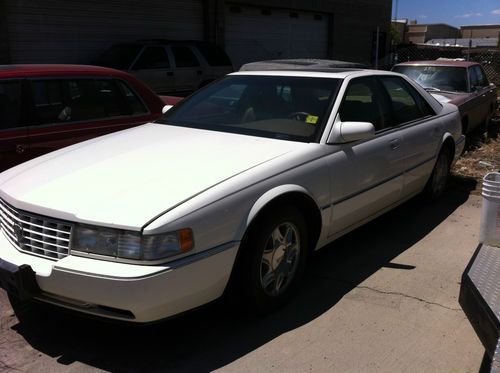 1995 cadillac seville sts sedan 4-door 4.6l