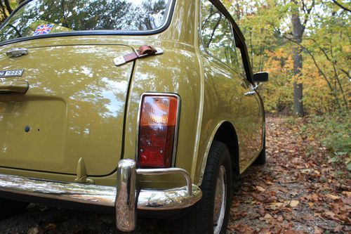 Beautifully restored leyland mini 1000