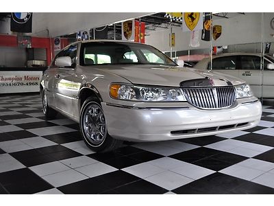 2001 Lincoln Towncar Signature Limited Edition*41k*FL Car*1Owner*Waranty*Sunroof, US $9,995.00, image 5