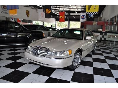 2001 Lincoln Towncar Signature Limited Edition*41k*FL Car*1Owner*Waranty*Sunroof, US $9,995.00, image 15