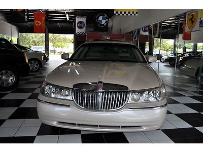 2001 Lincoln Towncar Signature Limited Edition*41k*FL Car*1Owner*Waranty*Sunroof, US $9,995.00, image 29