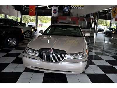 2001 Lincoln Towncar Signature Limited Edition*41k*FL Car*1Owner*Waranty*Sunroof, US $9,995.00, image 30