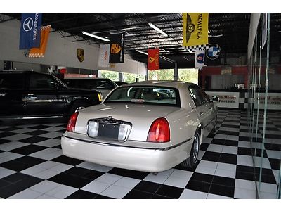 2001 Lincoln Towncar Signature Limited Edition*41k*FL Car*1Owner*Waranty*Sunroof, US $9,995.00, image 40