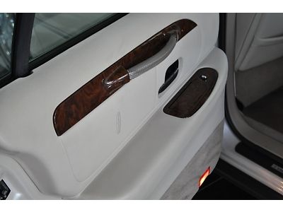 2001 Lincoln Towncar Signature Limited Edition*41k*FL Car*1Owner*Waranty*Sunroof, US $9,995.00, image 49