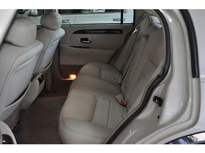 2001 Lincoln Towncar Signature Limited Edition*41k*FL Car*1Owner*Waranty*Sunroof, US $9,995.00, image 50