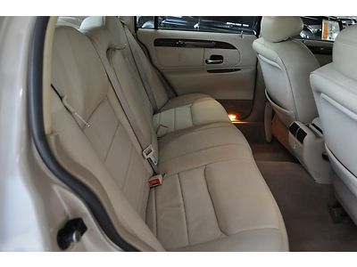 2001 Lincoln Towncar Signature Limited Edition*41k*FL Car*1Owner*Waranty*Sunroof, US $9,995.00, image 59