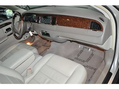 2001 Lincoln Towncar Signature Limited Edition*41k*FL Car*1Owner*Waranty*Sunroof, US $9,995.00, image 67