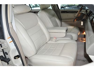 2001 Lincoln Towncar Signature Limited Edition*41k*FL Car*1Owner*Waranty*Sunroof, US $9,995.00, image 68