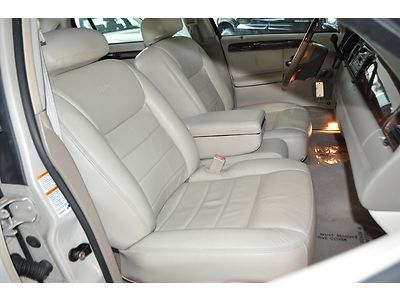 2001 Lincoln Towncar Signature Limited Edition*41k*FL Car*1Owner*Waranty*Sunroof, US $9,995.00, image 69