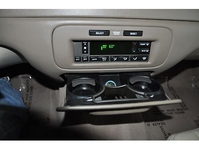 2001 Lincoln Towncar Signature Limited Edition*41k*FL Car*1Owner*Waranty*Sunroof, US $9,995.00, image 83