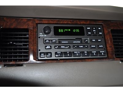 2001 Lincoln Towncar Signature Limited Edition*41k*FL Car*1Owner*Waranty*Sunroof, US $9,995.00, image 89