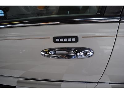 2001 Lincoln Towncar Signature Limited Edition*41k*FL Car*1Owner*Waranty*Sunroof, US $9,995.00, image 98